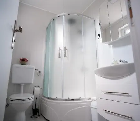 Kuca Za Odmor -megy- *